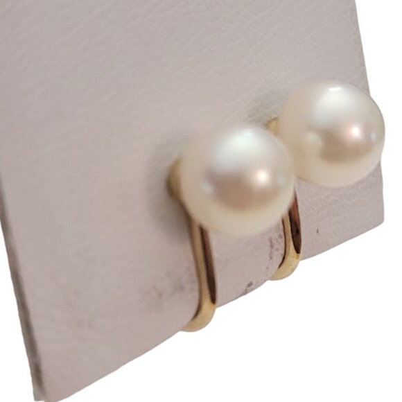 14K Yellow Gold Genuine Pearl Screw Back Earrings E921 - Picture 4 of 11